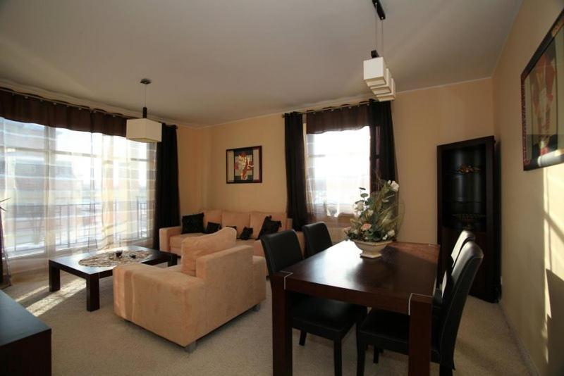Glamour Apartments โซพอต ภายนอก รูปภาพ